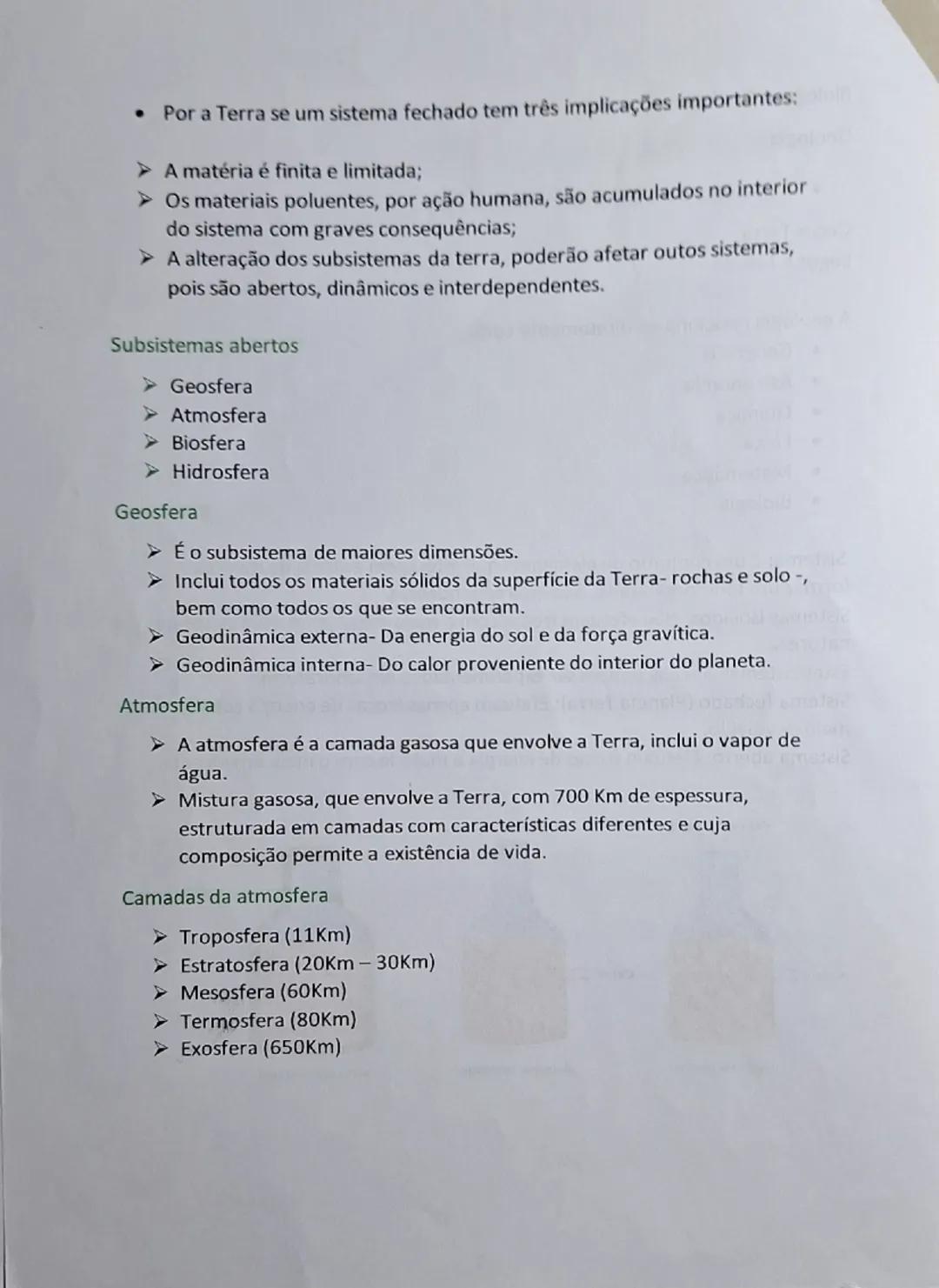 # Biologia e Geologia

Geologia

* A geologia é a ciência que estuda a Terra.

Geo = Terra
Logos = Estudo

A geologia relaciona-se diretamen