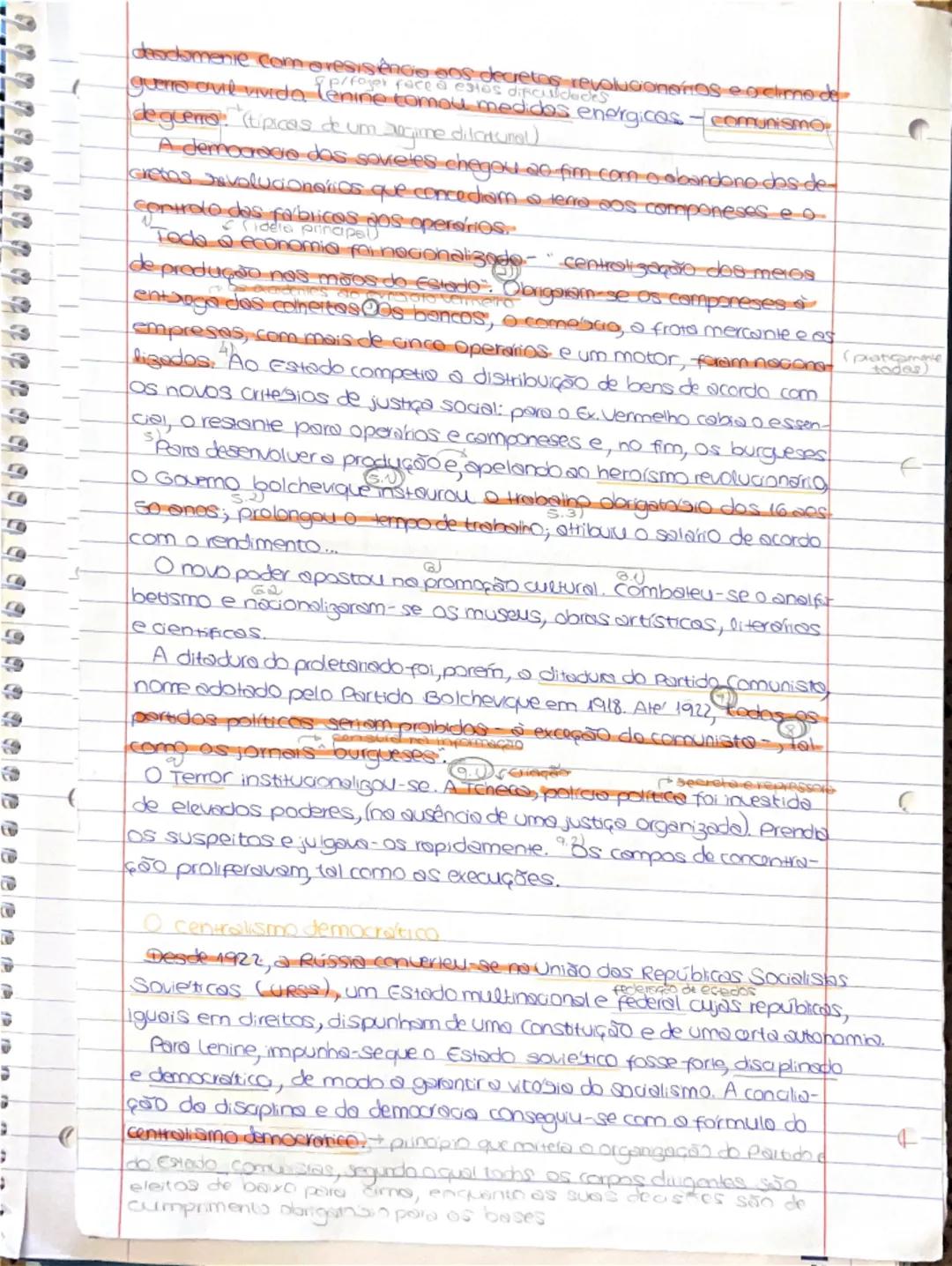 (pag 34-35)
A implantação do marxismo-lenismo no
Rússia: a construção do modelo soviético

*lubro
-1917+ a RÚSSio viveu uma revolução que fe