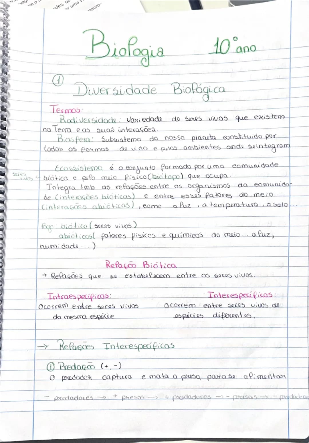 --- OCR Start ---
Biologia
10º ano
①
Diversidade Biológica
Termos:
Biodiversidade: Variedade de seres vivos que existem
na Terra e as suas i