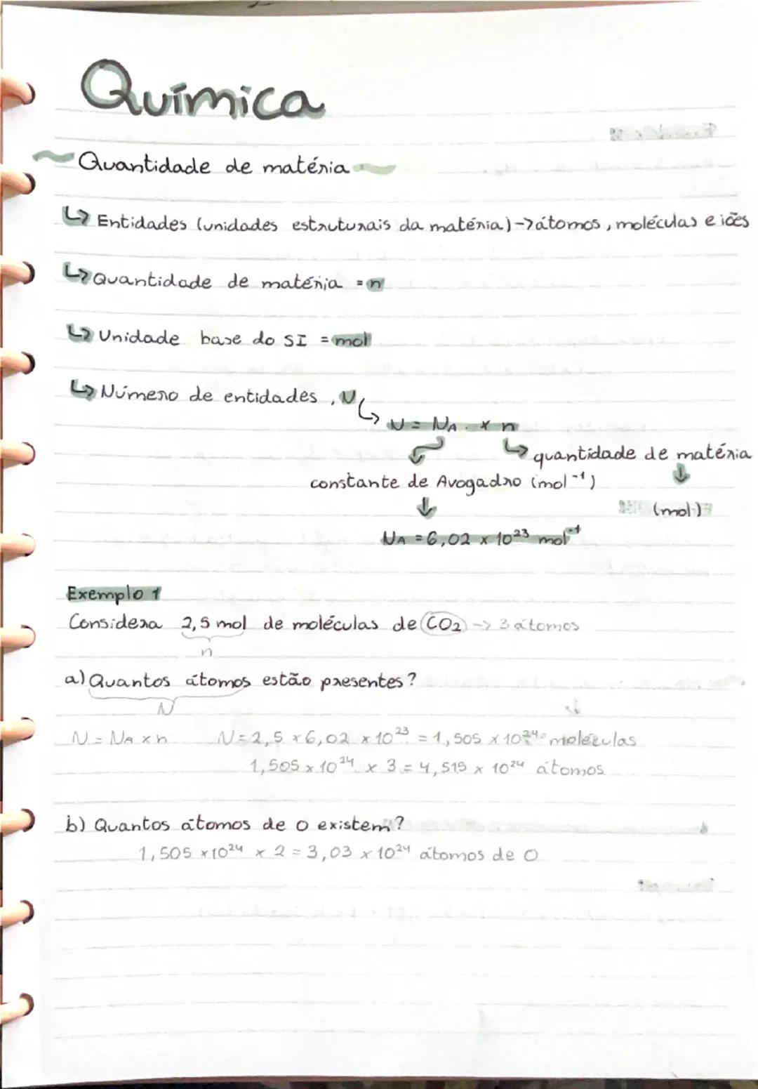 # Química

Quantidade de matéria

Entidades (unidades estruturais da matéria)->átomos, moléculas e iões

Quantidade de matéria = n

Unidade 