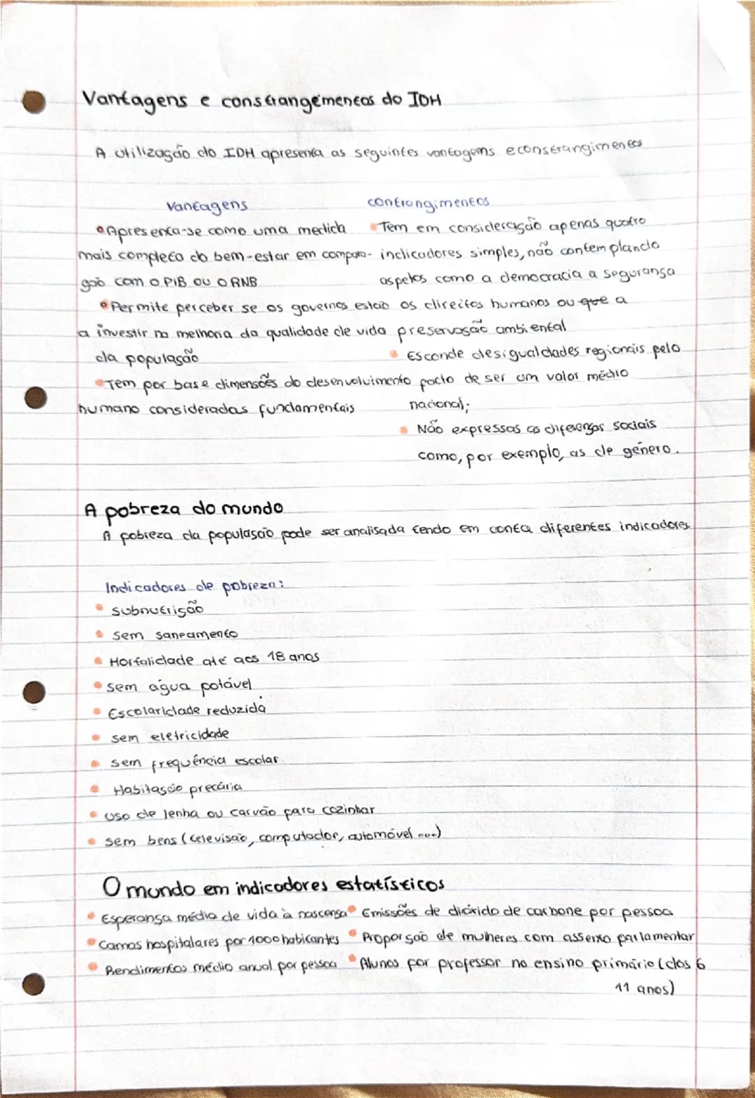 # Indicadores sociais

- Camas hospitalares por mil habitantes
- Taxa de analfabetismo
- População com acesso a saneamento básico (%)
- Popu