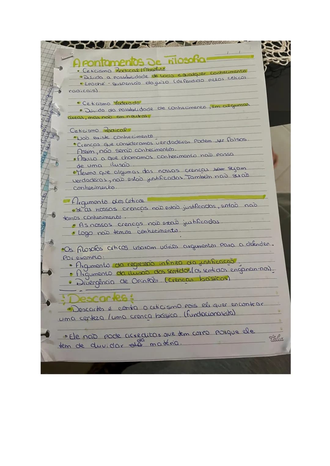 # Apontamentos De Filosofia
* Ceticismo Radical (absoluto)
* Dúvida a possibilidade de todos e qualquer conhecimento
* Époche - suspens