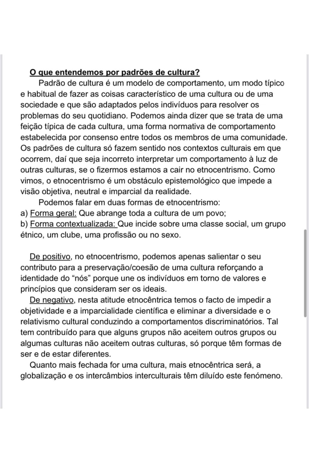 # Diferença entre conhecimento (senso) comum e
conhecimento científico
O conhecimento prático, ou subjetivo, é designado como conhecimento