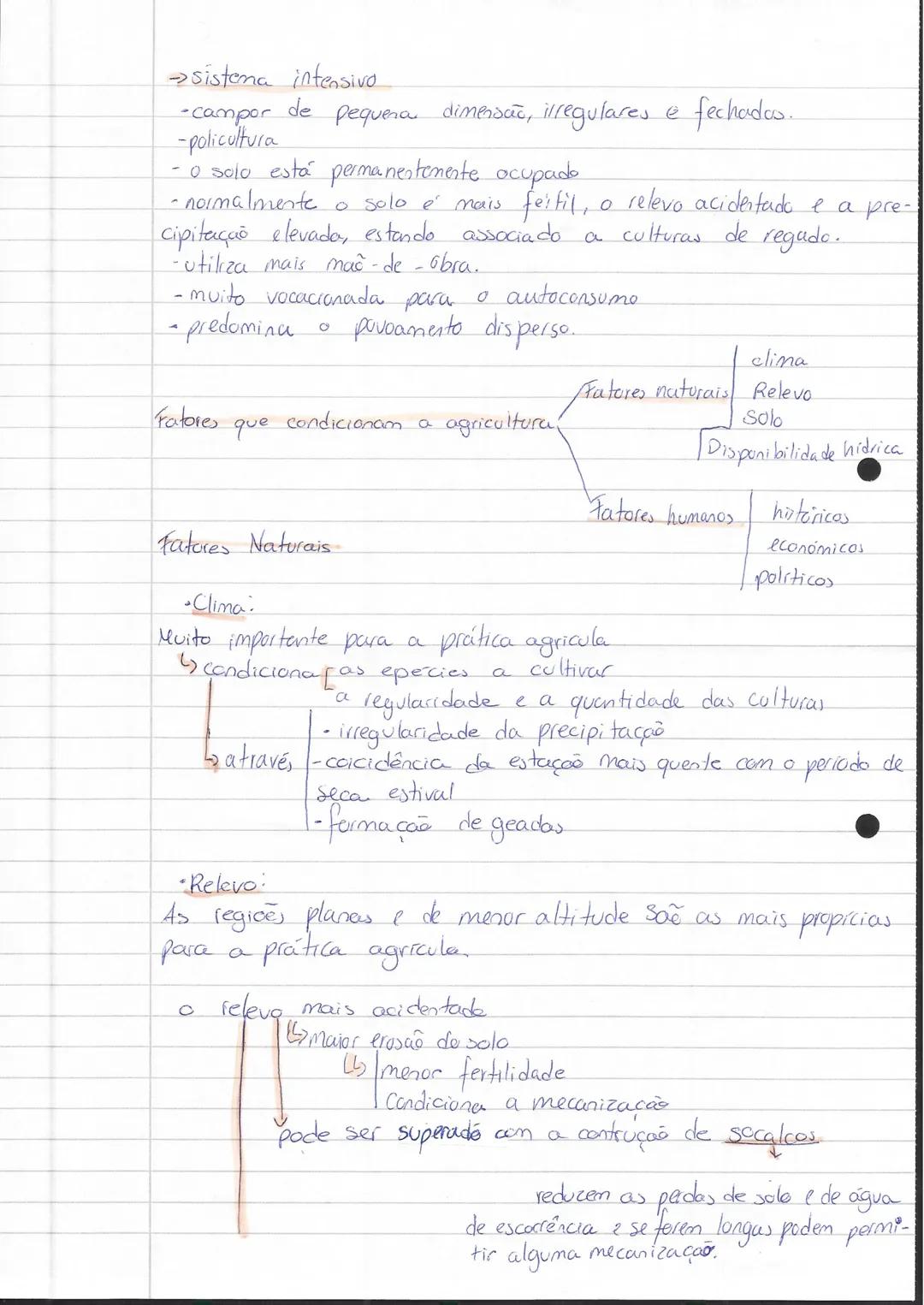 ecgrafia'
Espaço Rural
-Baixa densidade populacional.
-Mabitações de tou 2 pisos, geralmente unifamiliares
-Baixa densidade de construção