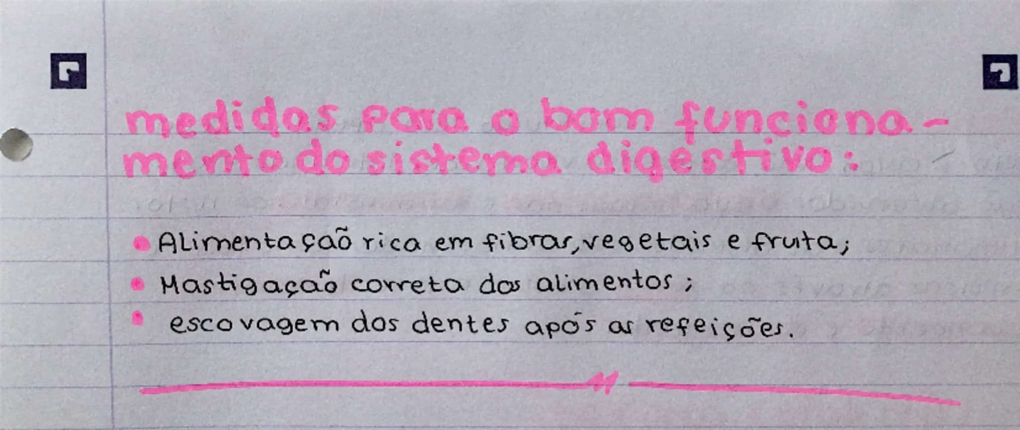 # Nutrição
Processo onde o organismo obtém os nutrientes necessários
ao metabolismo celular.
**Ingestão**-introdução dos alimentos no organi